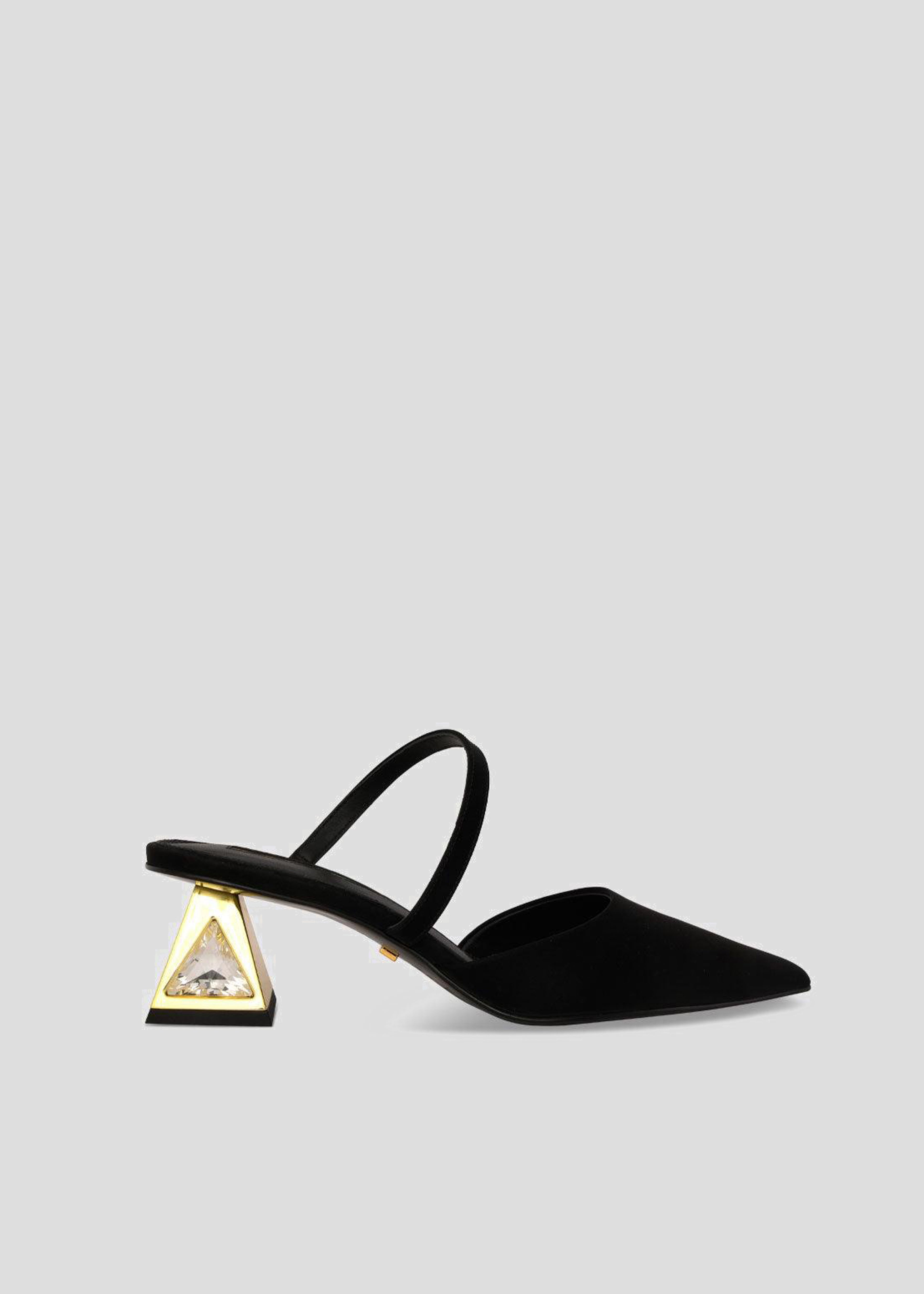 Aisha Pumps