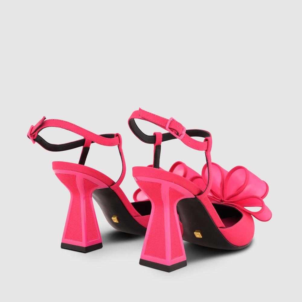 Stormi Pumps