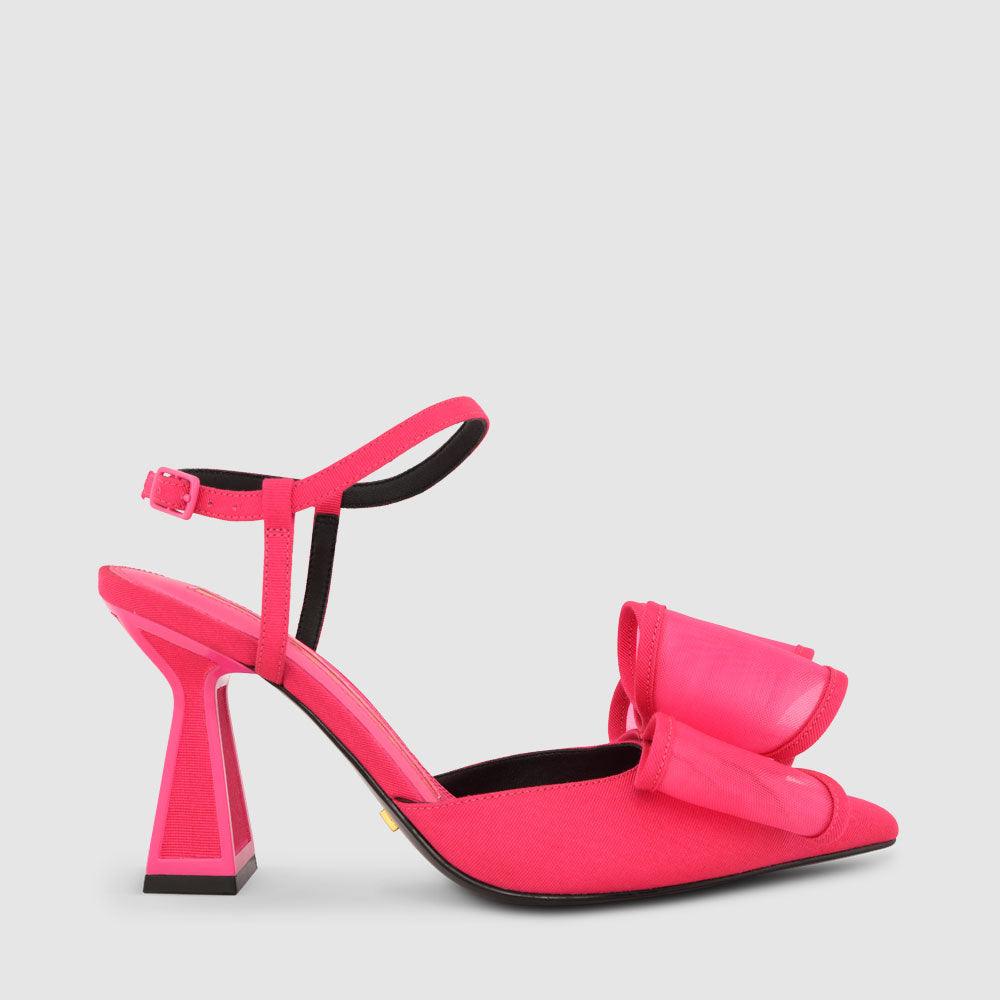 Stormi Pumps