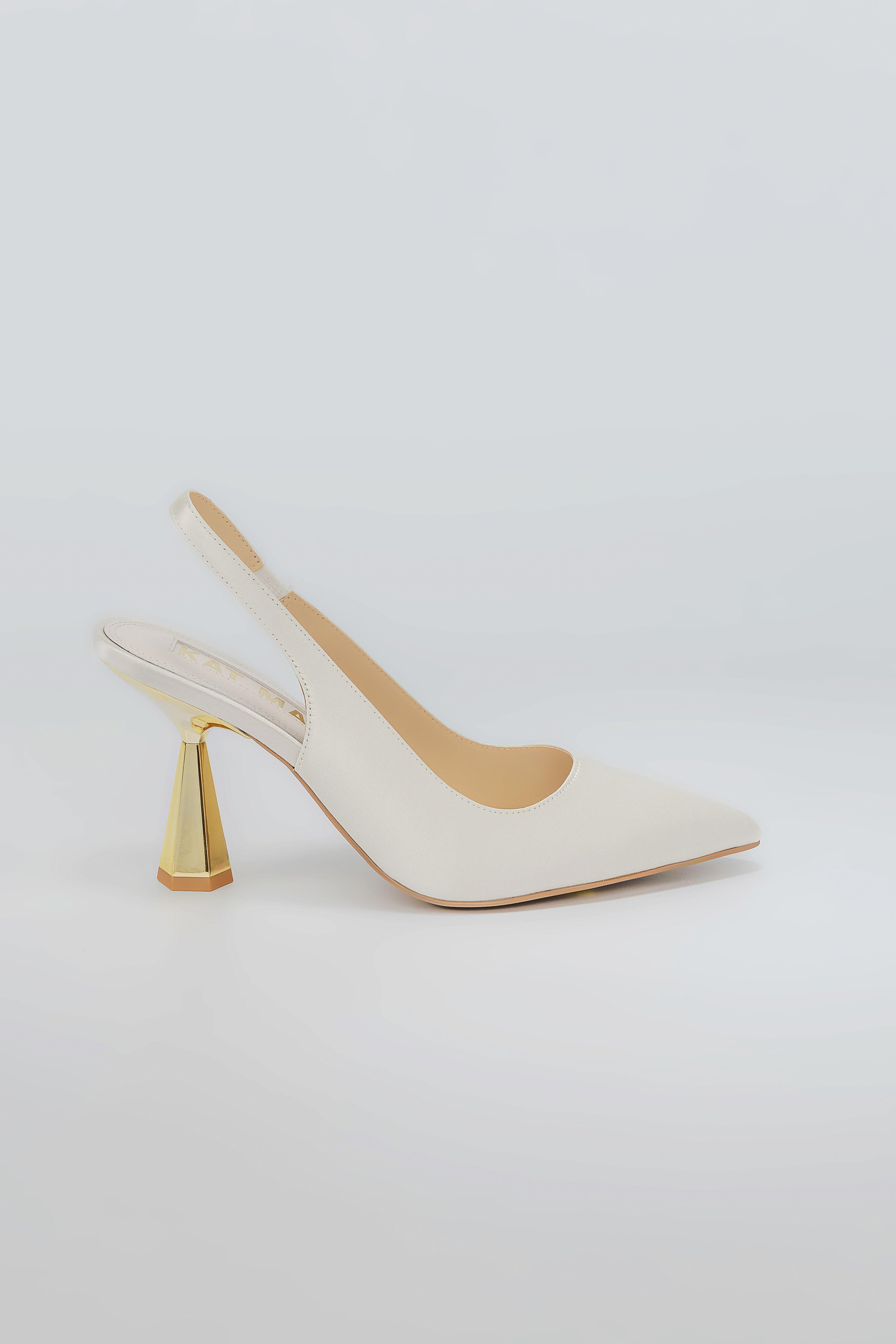 Diana Pumps