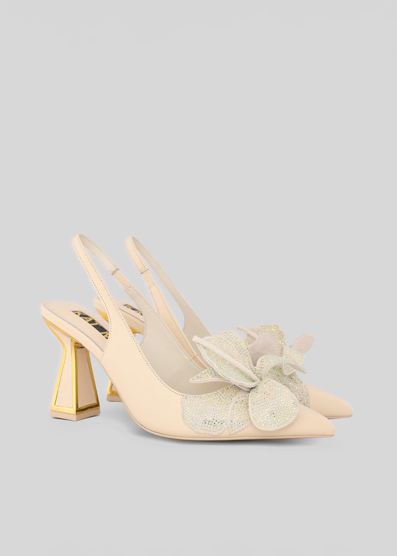 Henni Pumps