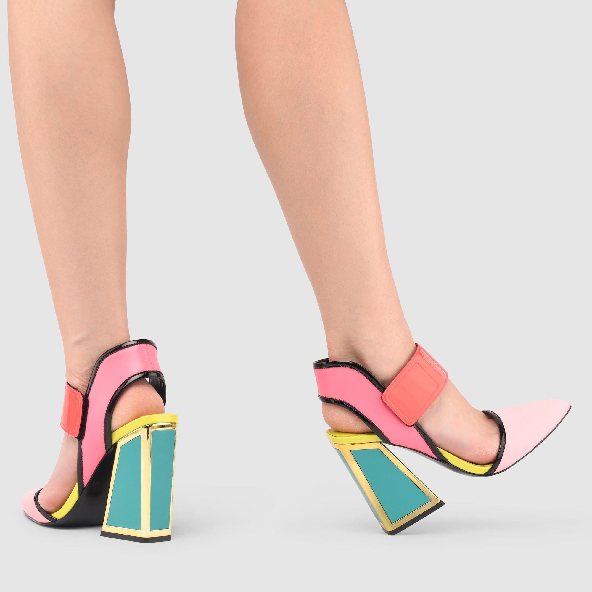 IZZY PUMPS - Kat Maconie
