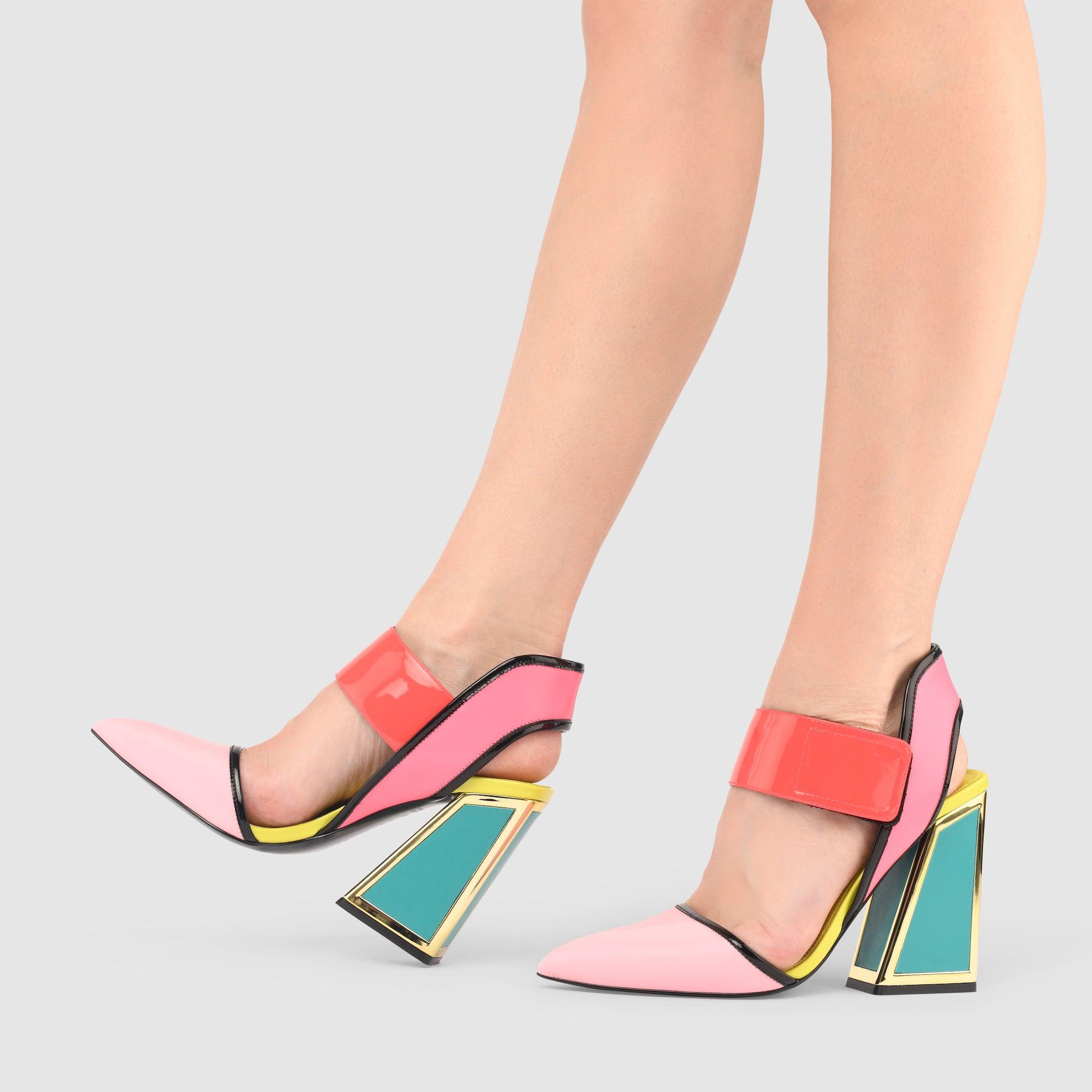 IZZY PUMPS - Kat Maconie