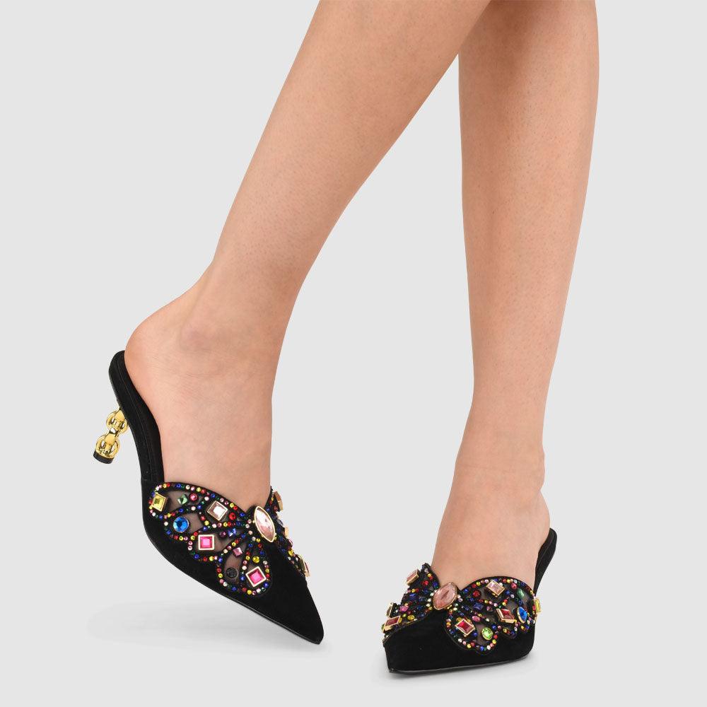 Faye Mules - Kat Maconie
