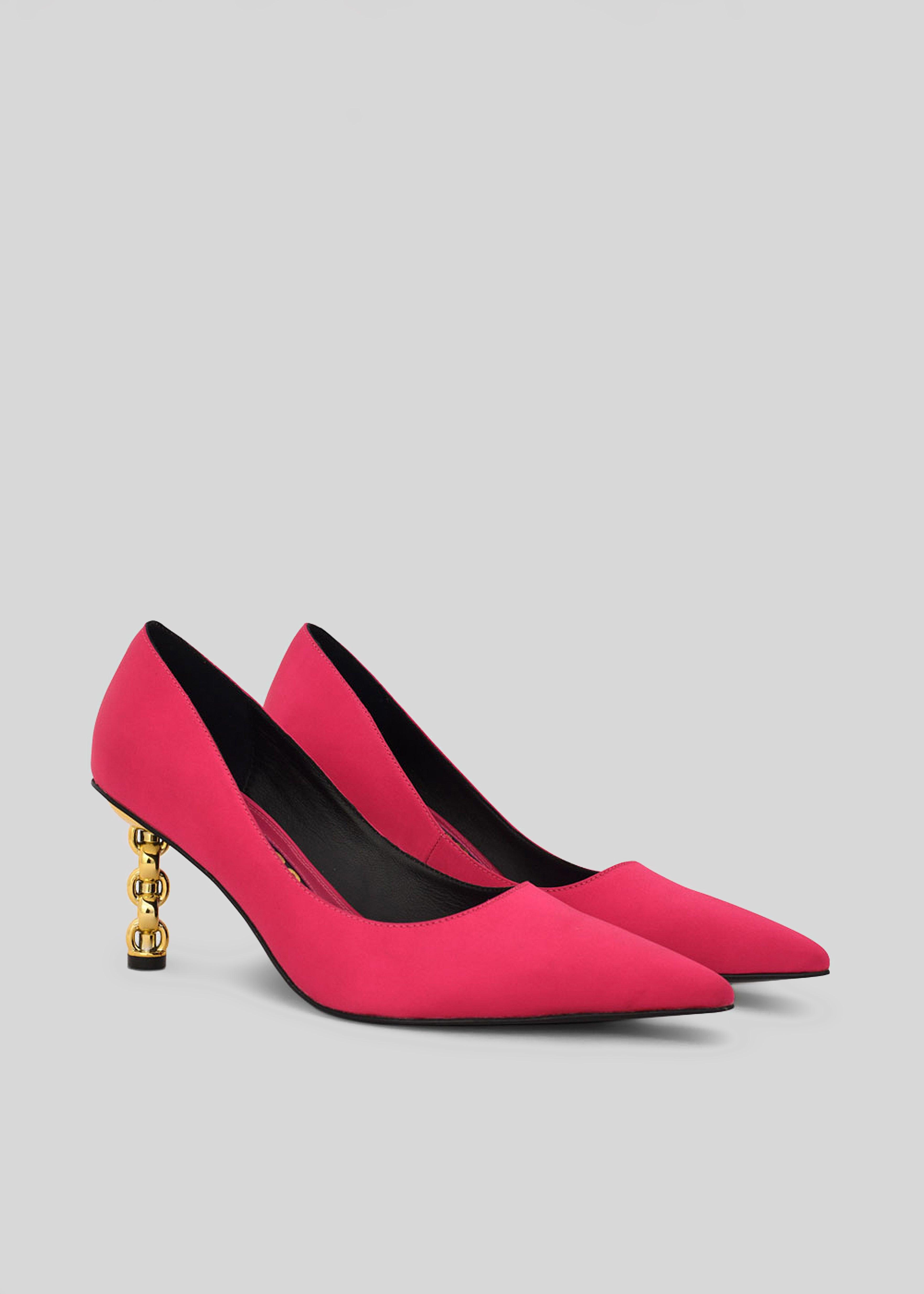 Rei Pumps