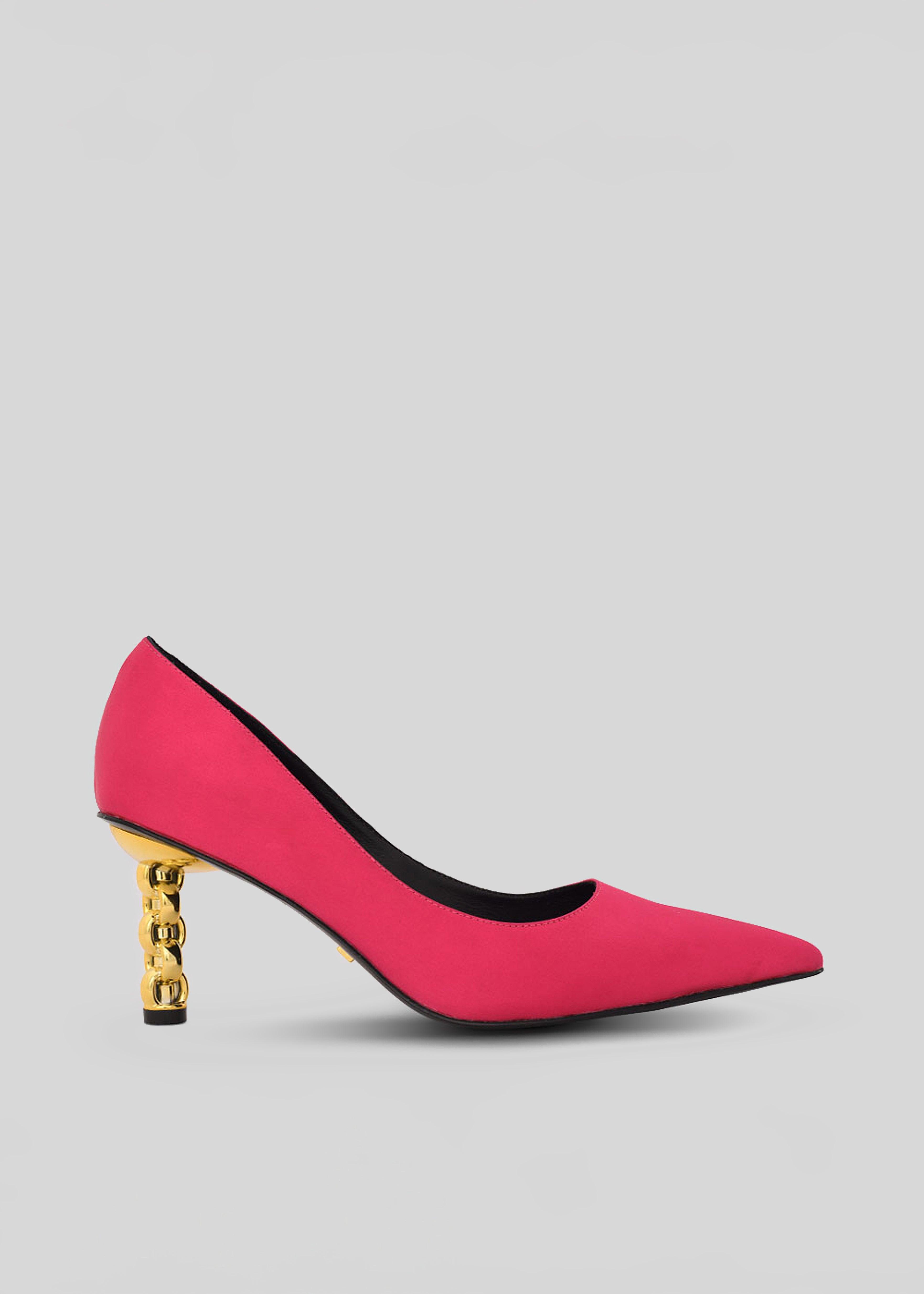 Rei Pumps