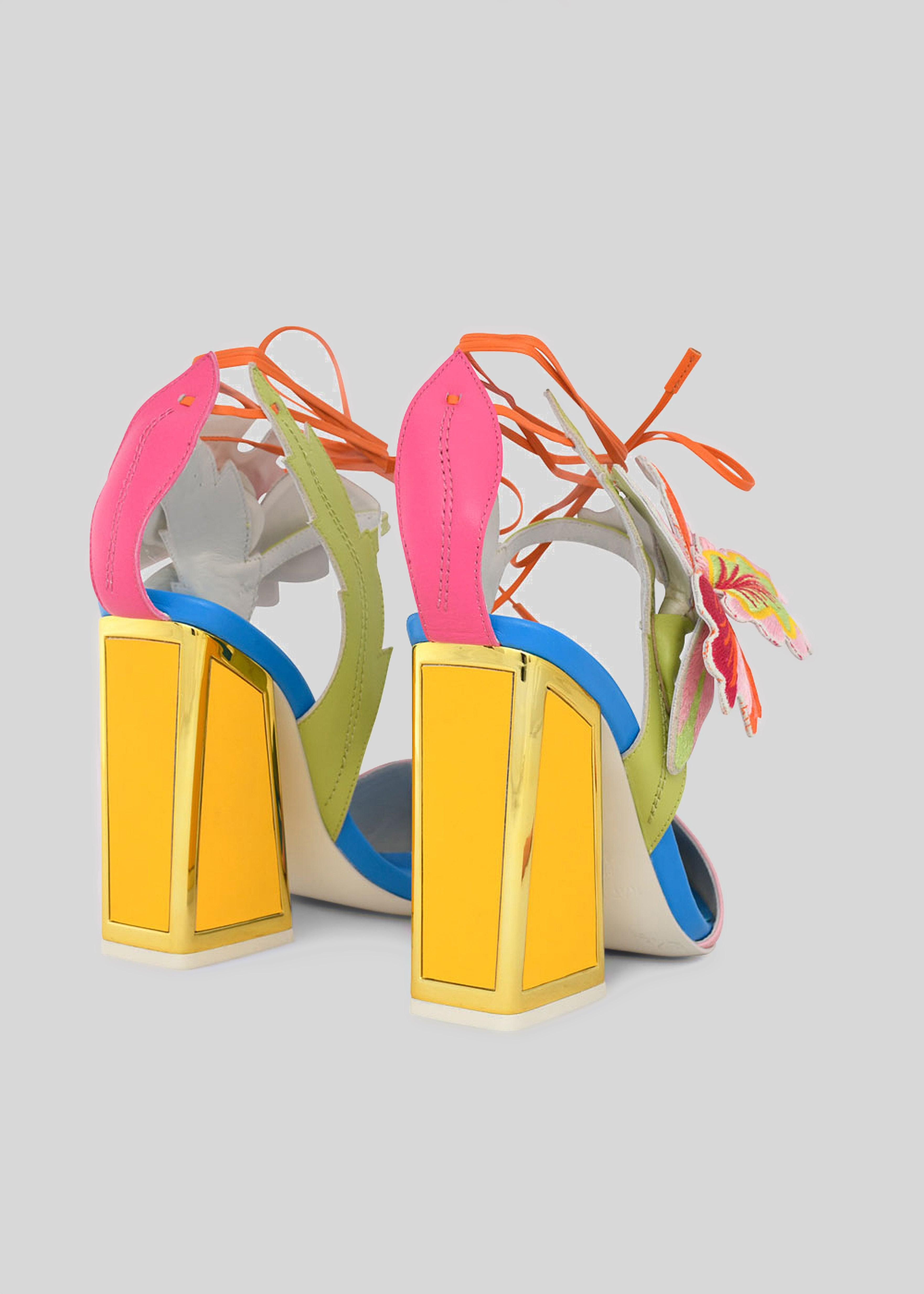 Amanza Pumps