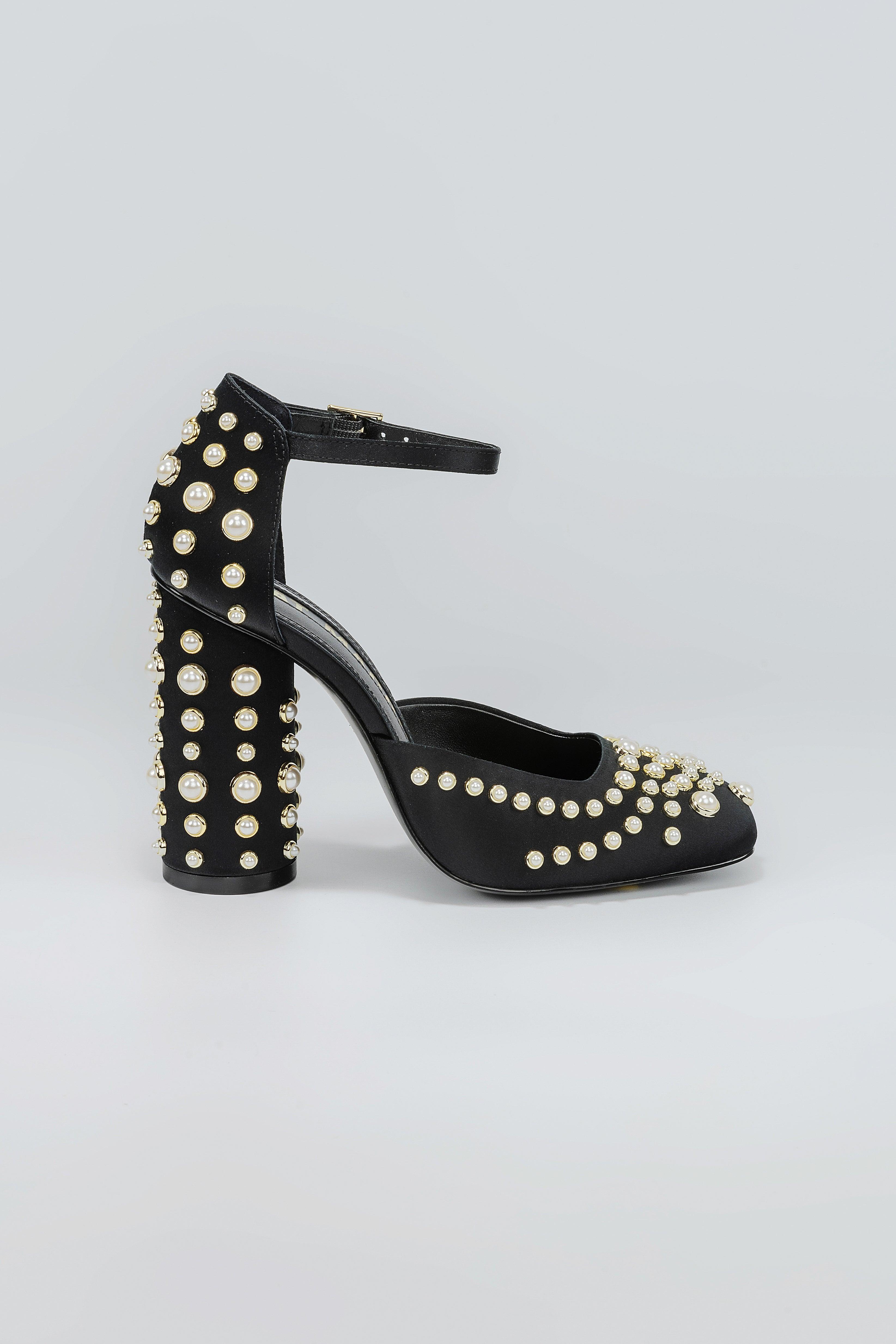 Zozo Pumps