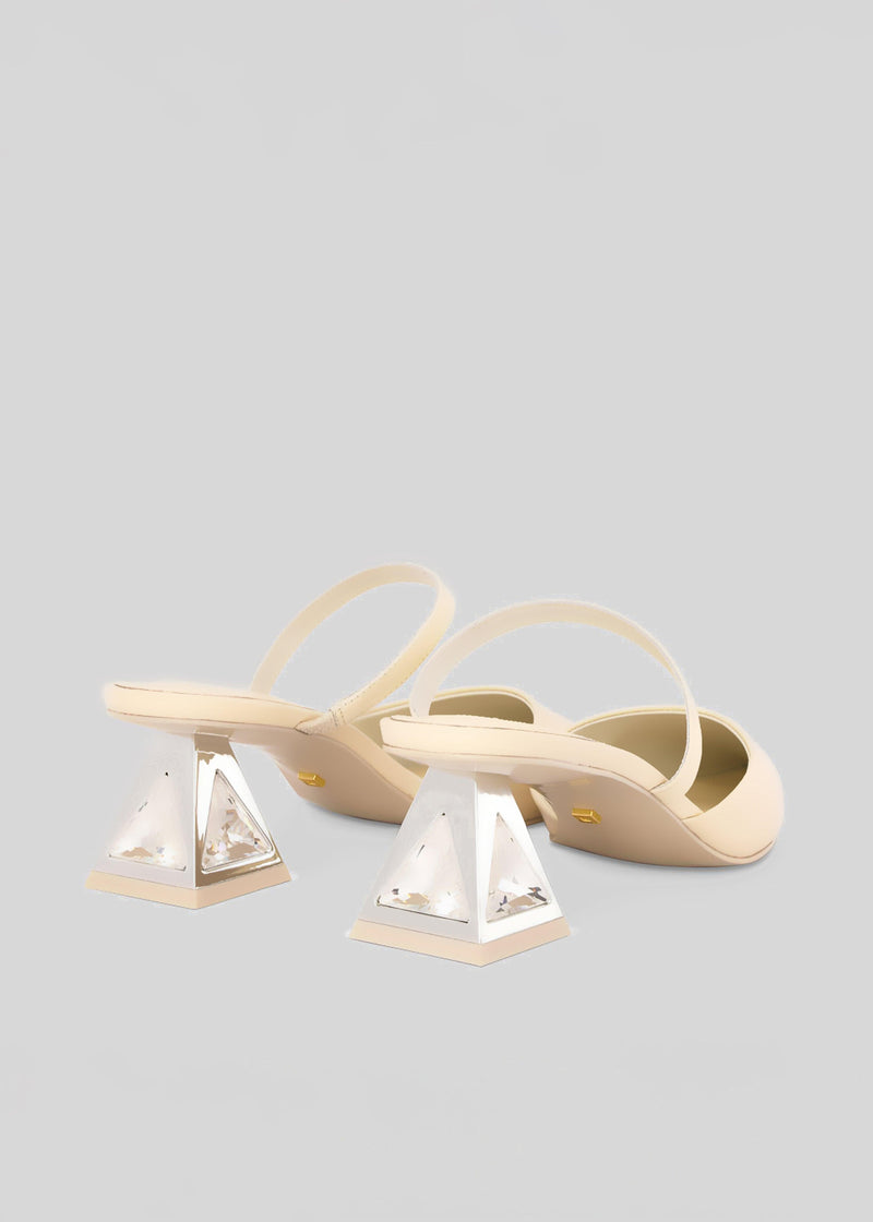 Aisha Pumps
