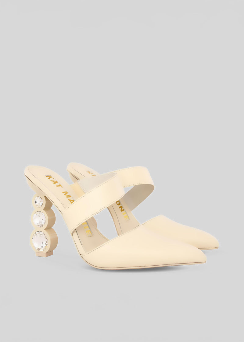 Janni Pumps