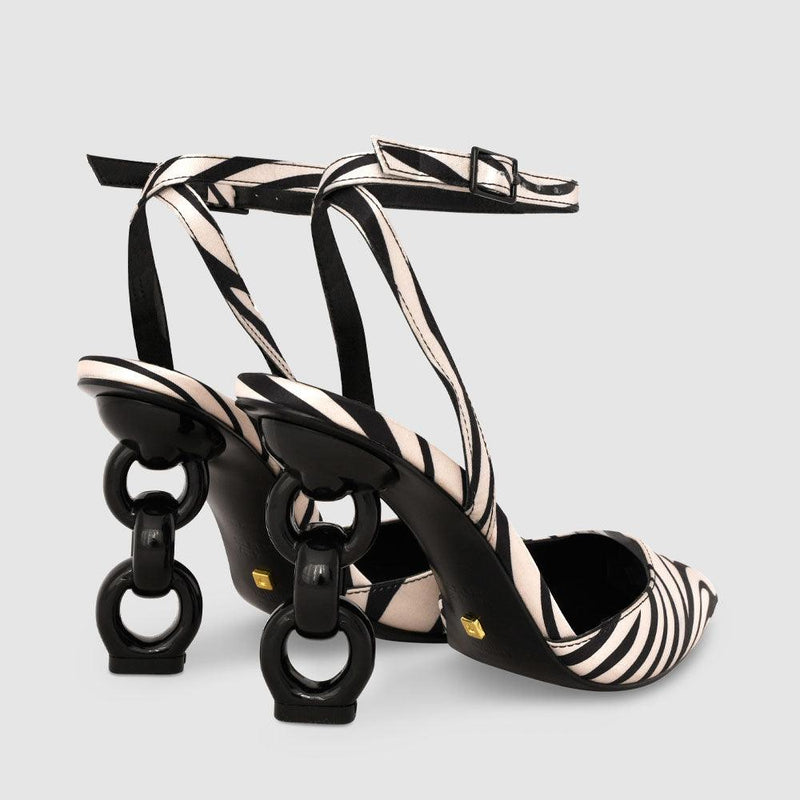 Zalta Pumps
