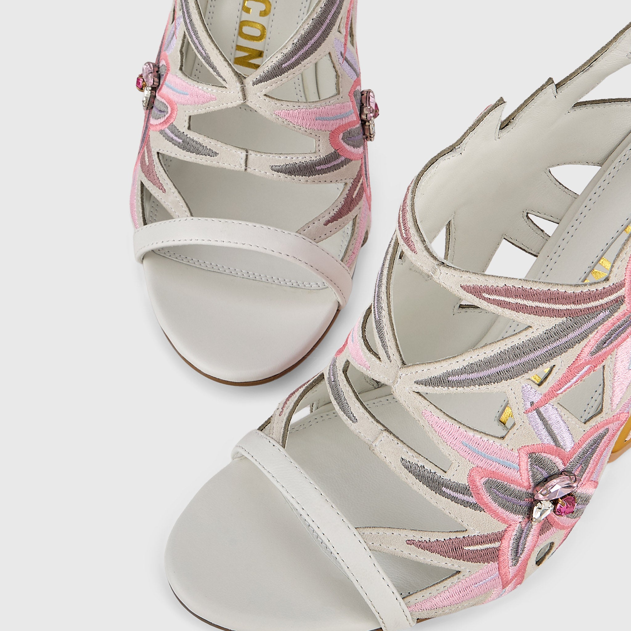 Kat Maconie Diva Dee Sandals in White – luxury women's block frame heel sandal in kid suede with 105mm heel