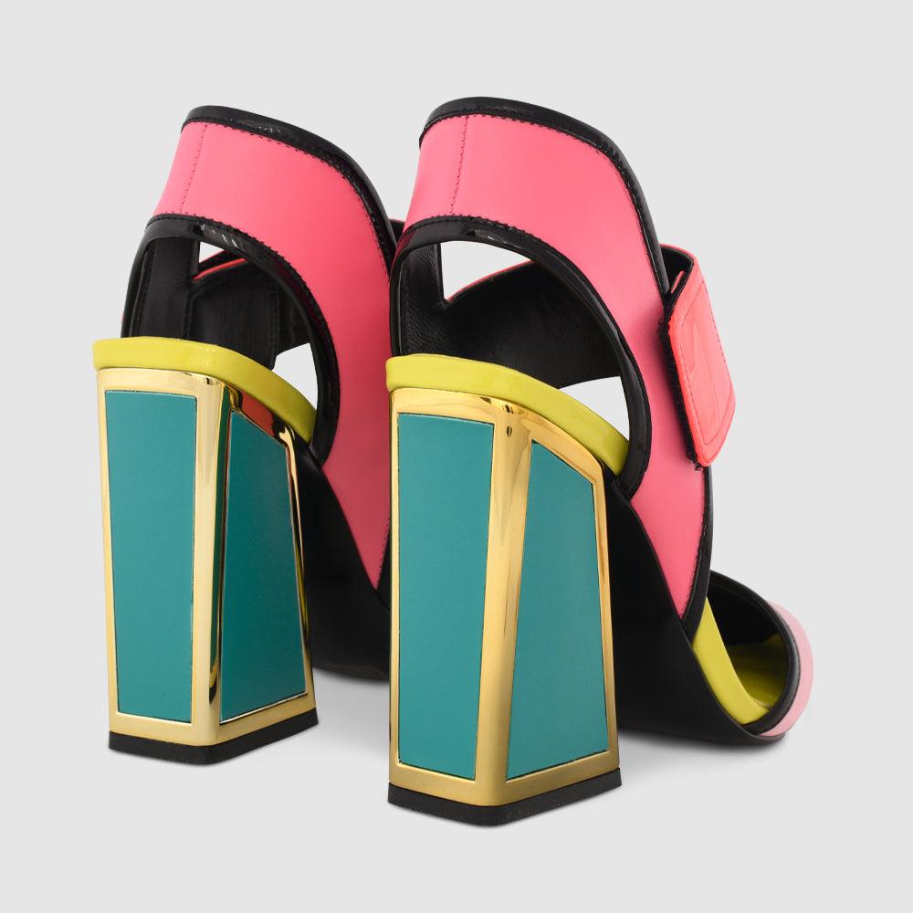 IZZY PUMPS - Kat Maconie