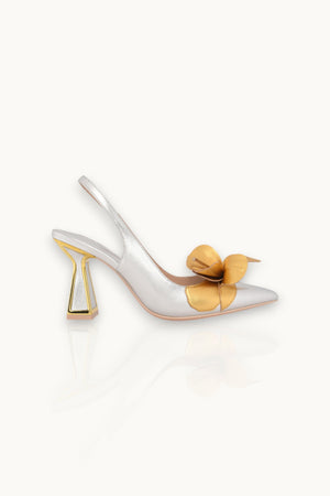 Henni Pumps