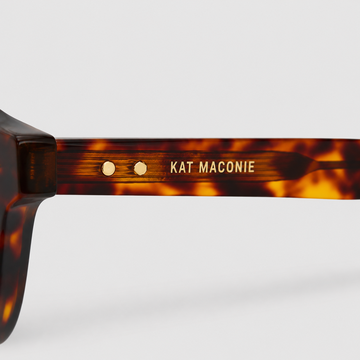 NOVA RECTANGLE SUNGLASSES