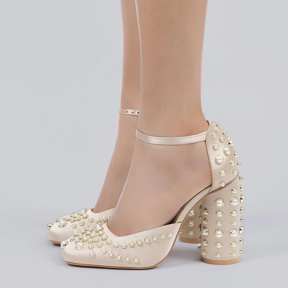 Zozo Pumps