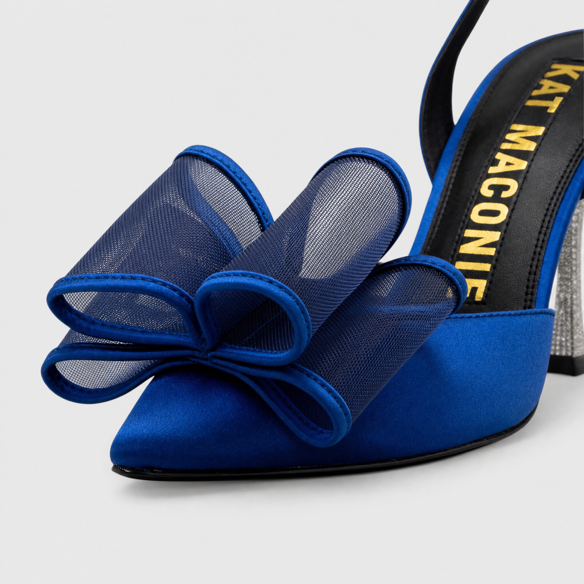 Paola Slingback