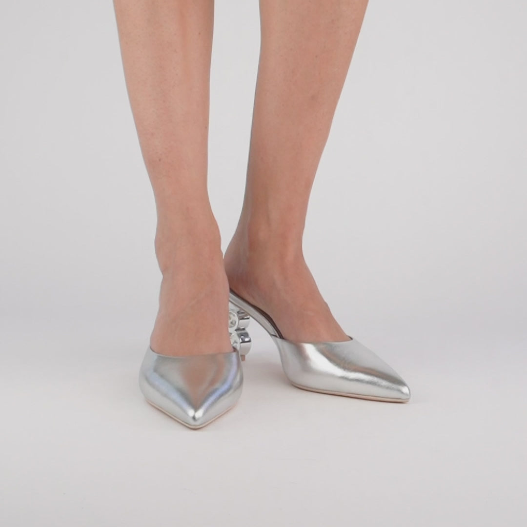 Laila Mules