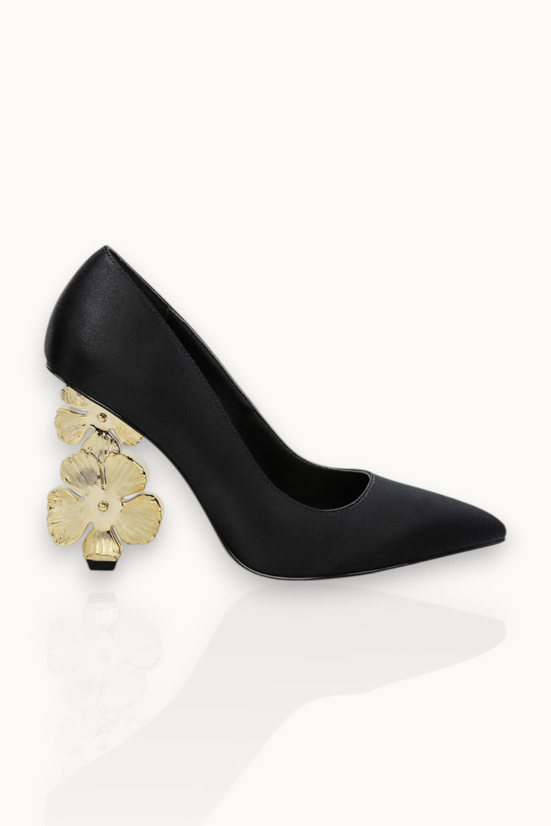 Sonam Pumps