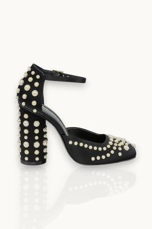 Zozo Pumps