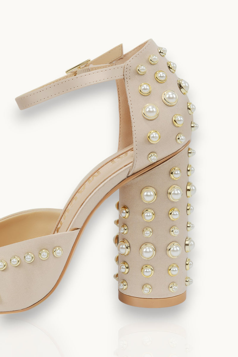 Zozo Pumps