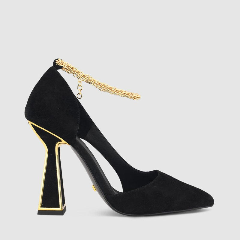 Yawa Pumps - Kat Maconie
