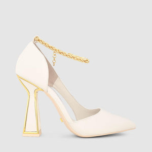 Yawa Pumps