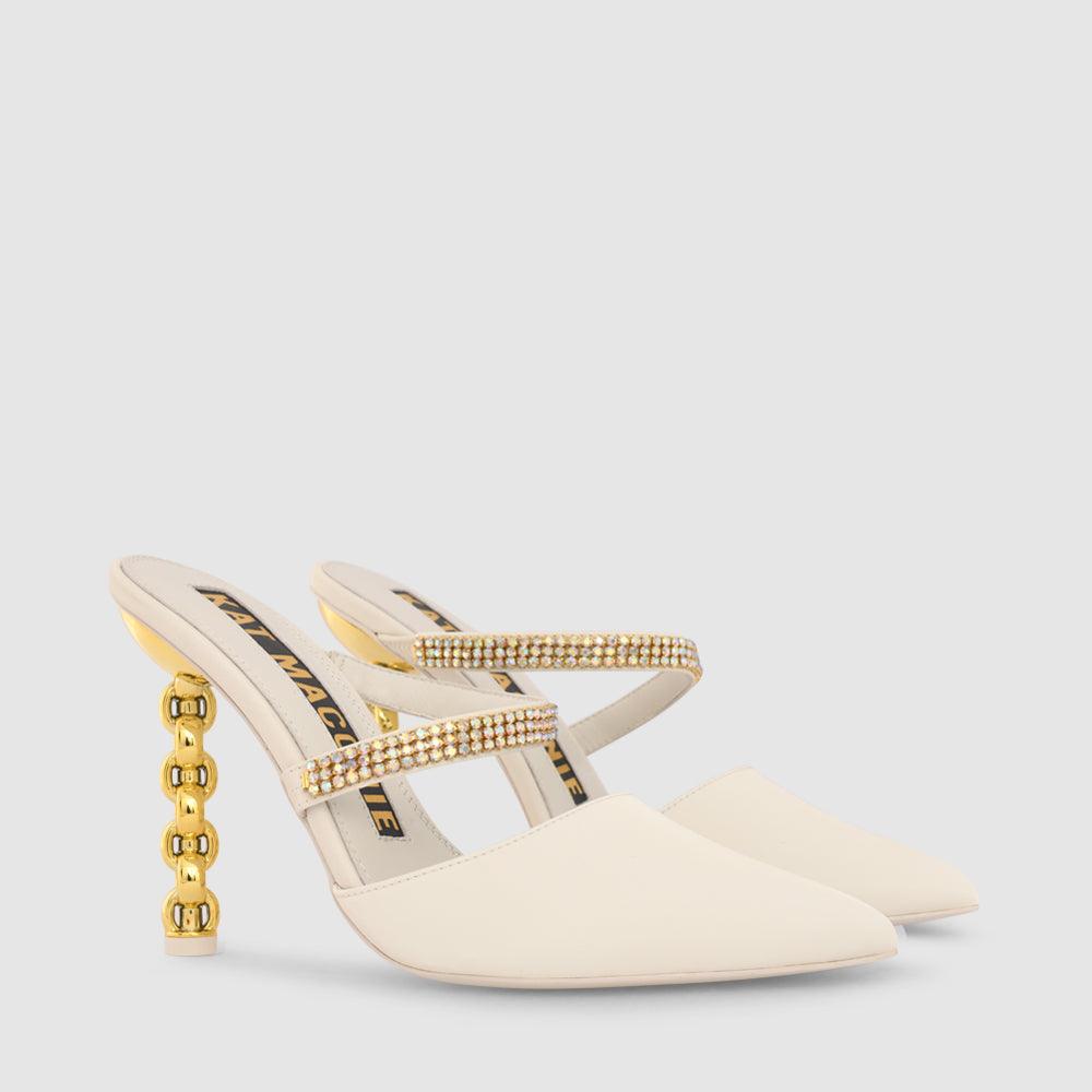 Maddy Mules - Kat Maconie